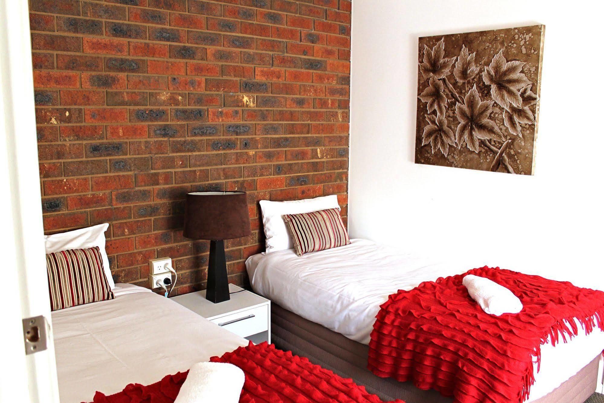 Pevensey Motor Lodge Echuca Eksteriør bilde